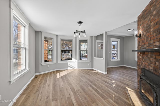 209 Elmer Avenue, Schenectady, NY 12308