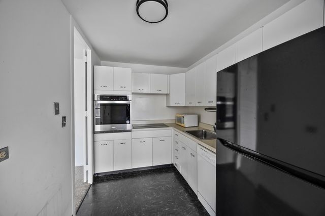 4800 S Chicago Beach Drive 1910S, Chicago, IL 60615