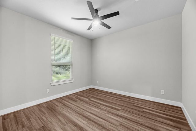 1503 Northern Dr, Dayton, TX 77535