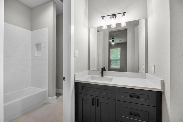 1503 Northern Dr, Dayton, TX 77535