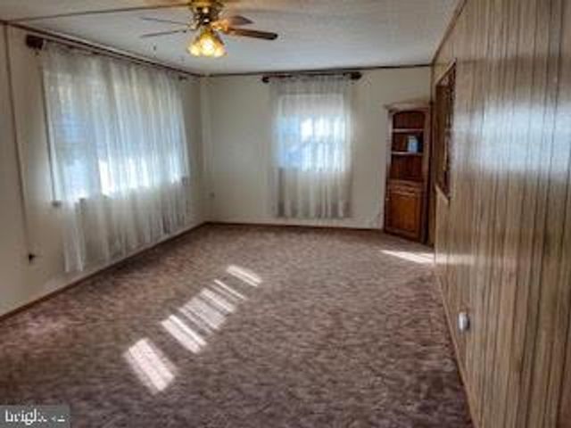 416 MAGNOLIA RD, Mount Laurel, NJ 08054