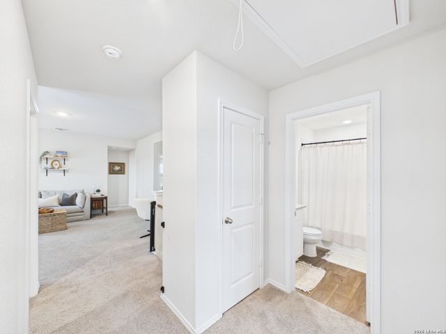 177 Legendary Trail, Floresville, TX 78114