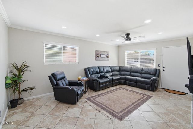 1157 Acadia Place, Ventura, CA 93003