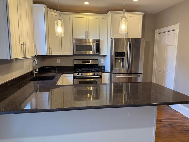 32 Covington SF, Boston, MA 02127