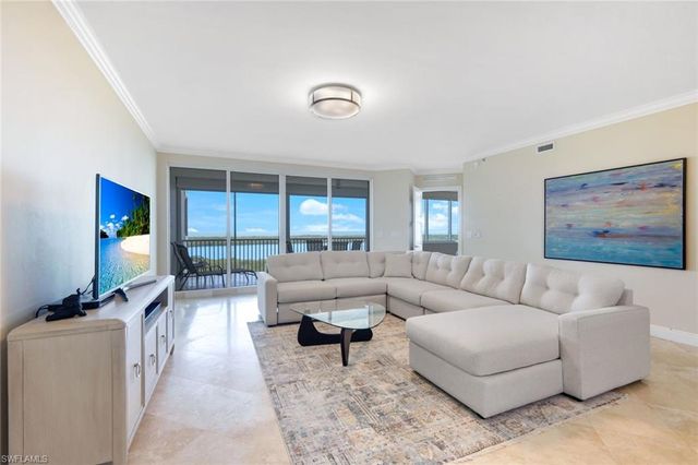 265 Indies WAY 904, Naples, FL 34110