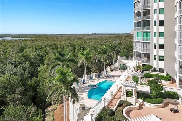 265 Indies WAY 904, Naples, FL 34110