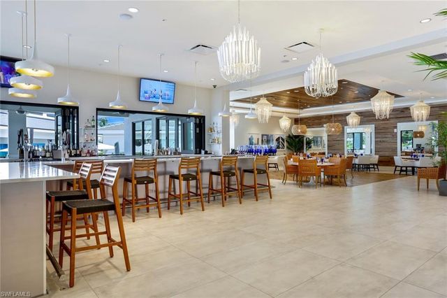265 Indies WAY 904, Naples, FL 34110