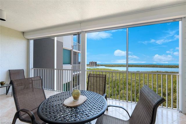 265 Indies WAY 904, Naples, FL 34110
