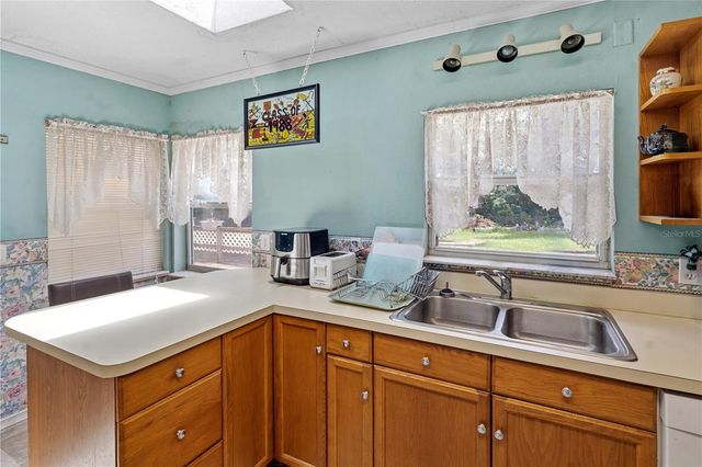 26015 SACKAMAXON DRIVE, Sorrento, FL 32776