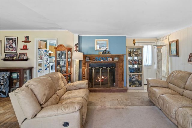 26015 SACKAMAXON DRIVE, Sorrento, FL 32776