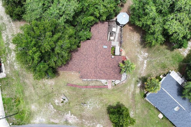 26015 SACKAMAXON DRIVE, Sorrento, FL 32776
