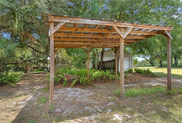 26015 SACKAMAXON DRIVE, Sorrento, FL 32776