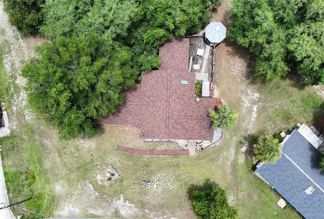 26015 SACKAMAXON DRIVE, Sorrento, FL 32776