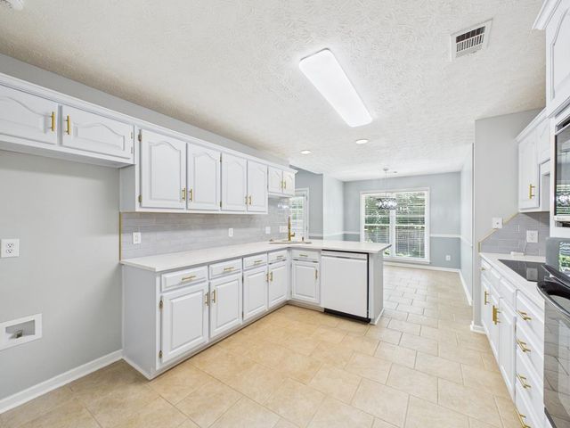 6617 Hillbrook Avenue, Columbus, GA 31909