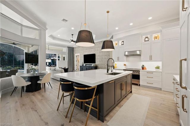 6625 NEW HAVEN CIR, Naples, FL 34109