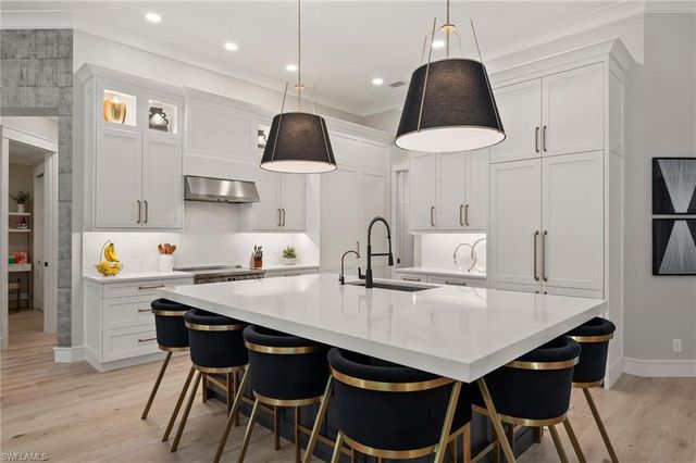 6625 NEW HAVEN CIR, Naples, FL 34109