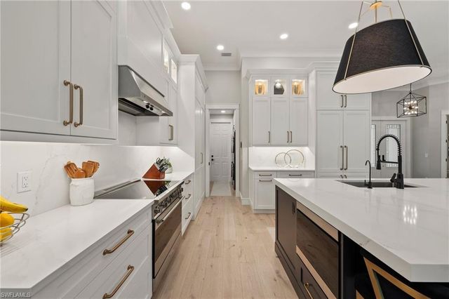 6625 NEW HAVEN CIR, Naples, FL 34109