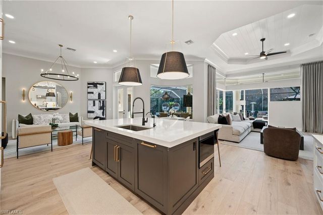 6625 NEW HAVEN CIR, Naples, FL 34109