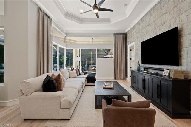 6625 NEW HAVEN CIR, Naples, FL 34109