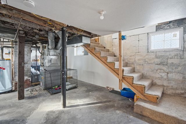 314 WASHINGTON Street, Davenport, IA 52802