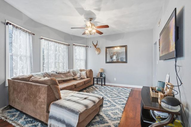 314 WASHINGTON Street, Davenport, IA 52802