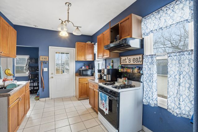 314 WASHINGTON Street, Davenport, IA 52802