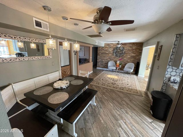 3549 W VOLTAIRE Avenue, Phoenix, AZ 85029