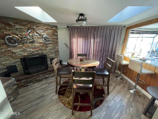 3549 W VOLTAIRE Avenue, Phoenix, AZ 85029
