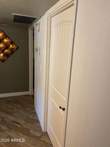 3549 W VOLTAIRE Avenue, Phoenix, AZ 85029