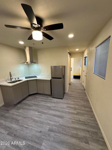 3549 W VOLTAIRE Avenue, Phoenix, AZ 85029