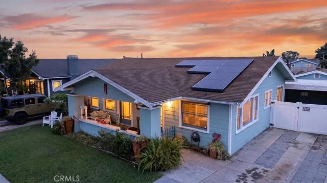 217 W Whiting, Fullerton, CA 92832