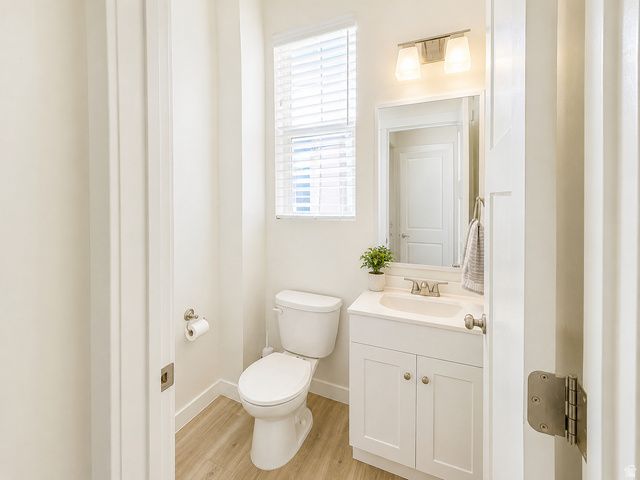 267 W WILLOW DR, Saratoga Springs, UT 84045