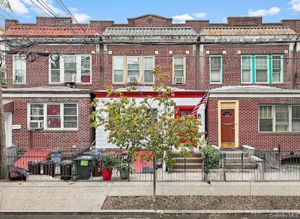 1643 Norman Street, Ridgewood, NY 11385