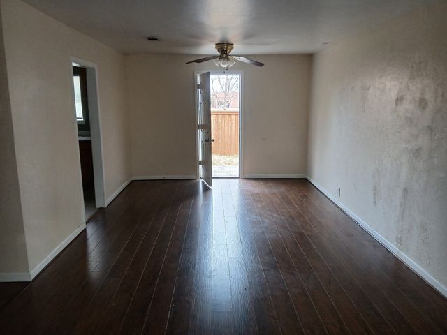 112 N Hatcher Ave, Lewisville, TX 75057