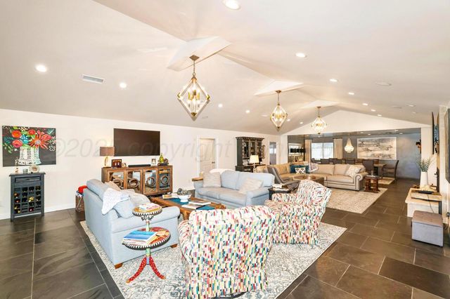 606 N Shore Drive, Amarillo, TX 79118