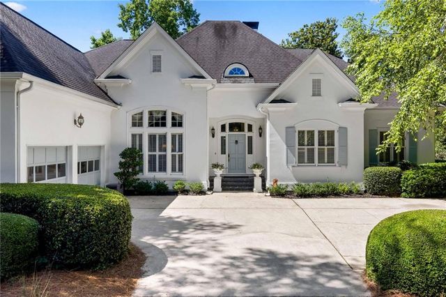 170 Helmsley Drive, Atlanta, GA 30327