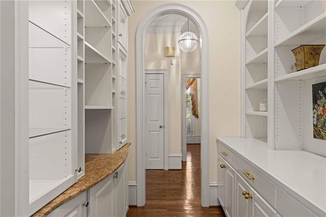 170 Helmsley Drive, Atlanta, GA 30327