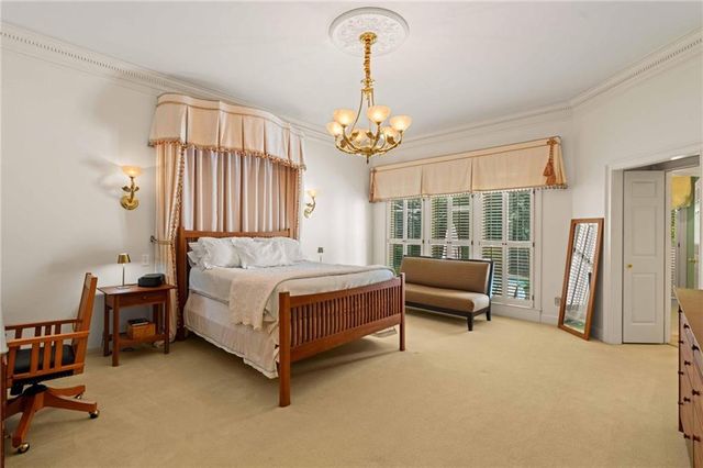 170 Helmsley Drive, Atlanta, GA 30327