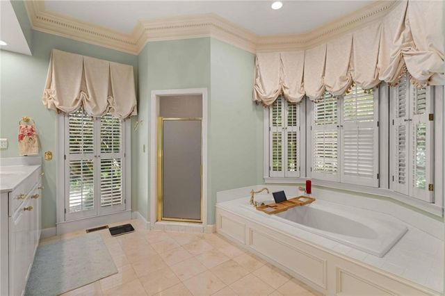 170 Helmsley Drive, Atlanta, GA 30327