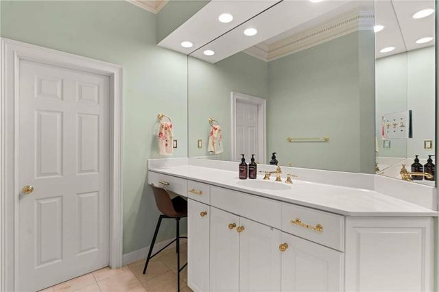 170 Helmsley Drive, Atlanta, GA 30327
