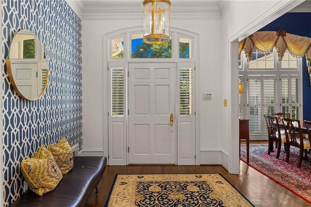 170 Helmsley Drive, Atlanta, GA 30327