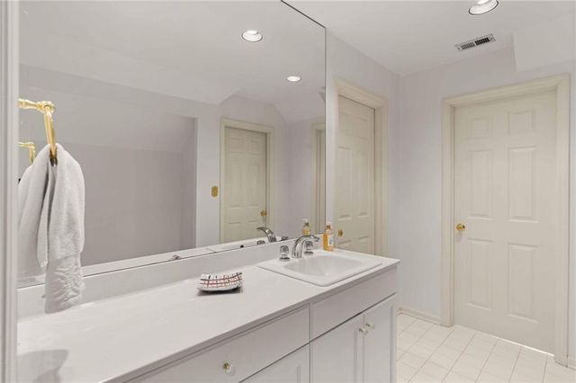 170 Helmsley Drive, Atlanta, GA 30327