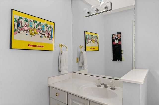 170 Helmsley Drive, Atlanta, GA 30327
