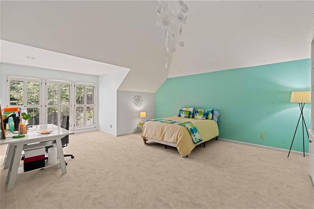 170 Helmsley Drive, Atlanta, GA 30327