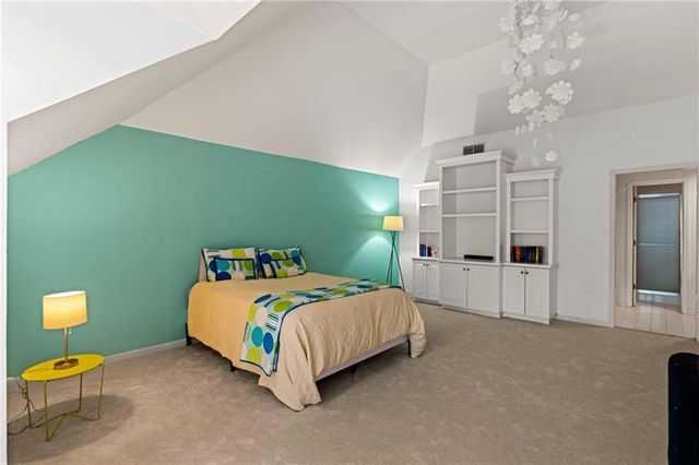 170 Helmsley Drive, Atlanta, GA 30327