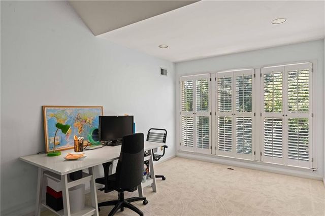 170 Helmsley Drive, Atlanta, GA 30327