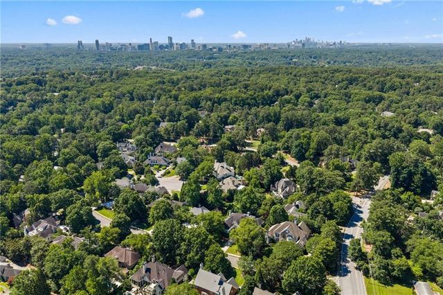 170 Helmsley Drive, Atlanta, GA 30327