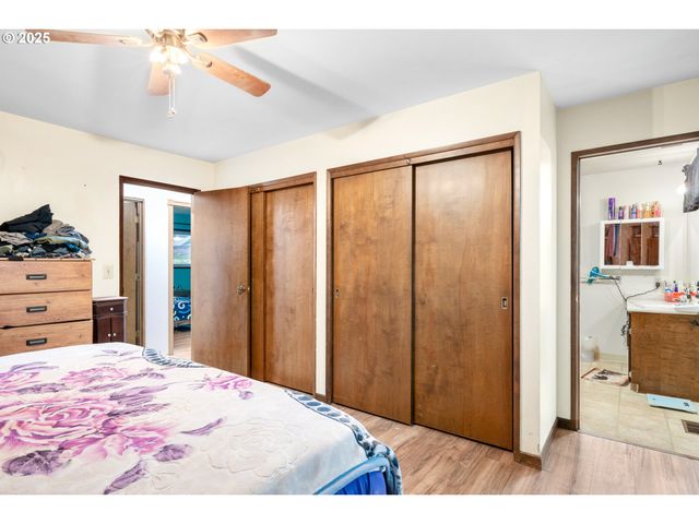 319 MONITOR Rd, Silverton, OR 97381