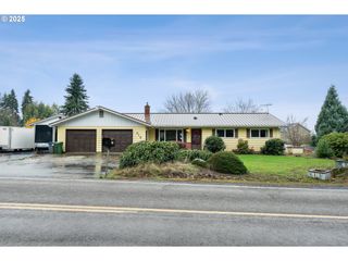 319 MONITOR Rd, Silverton, OR 97381