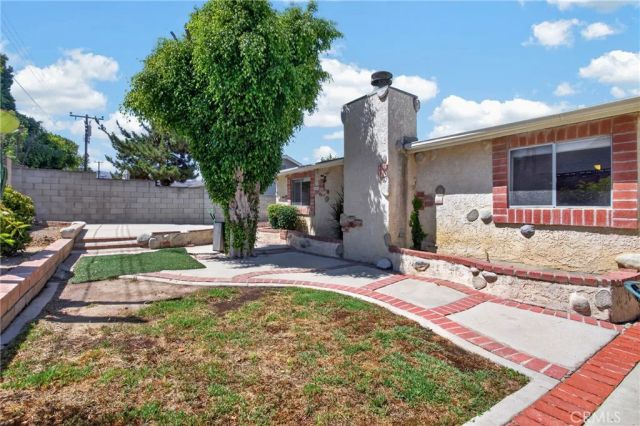 1396 Currant Avenue, Simi Valley, CA 93065